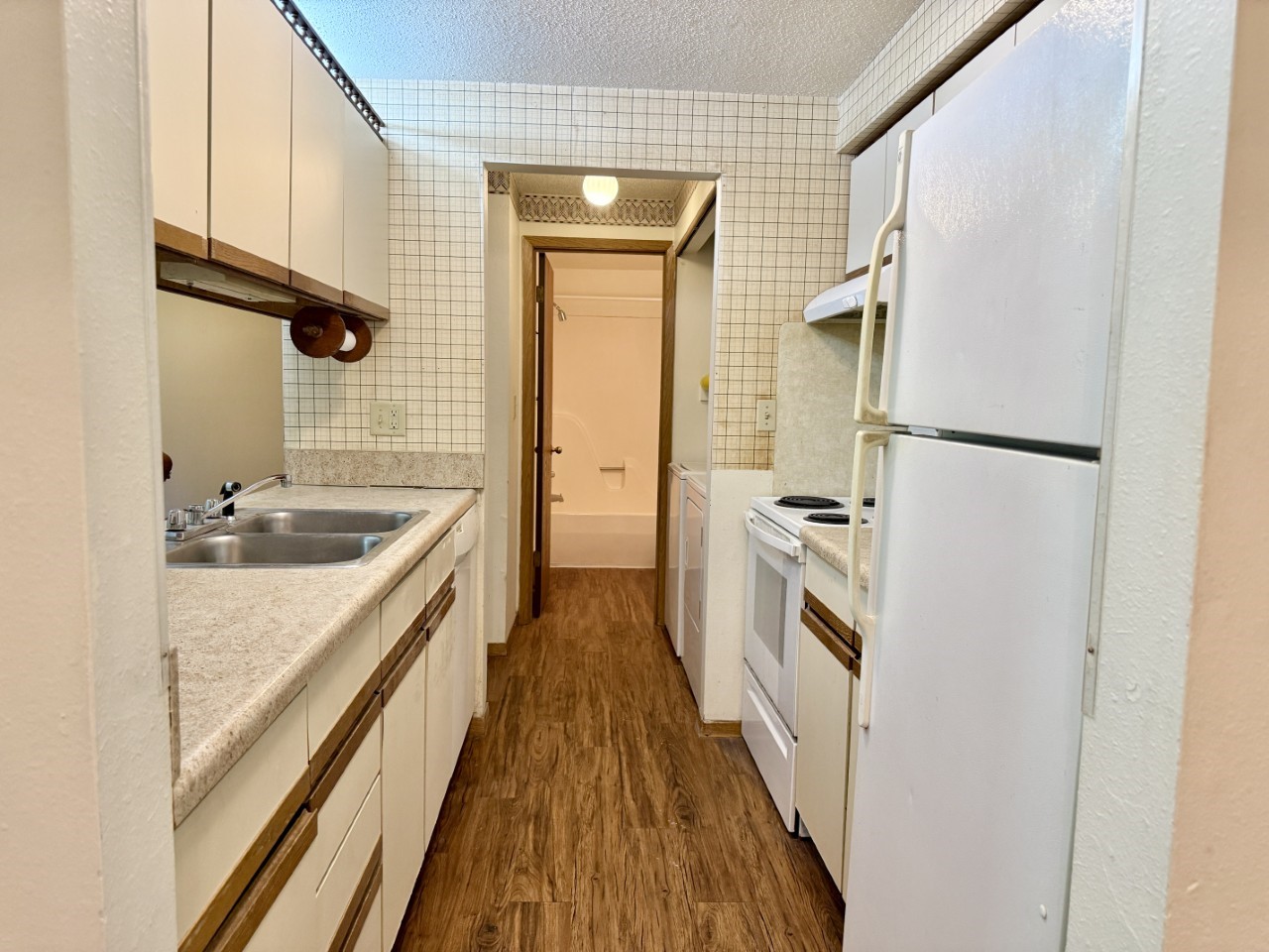 906 Benton Drive Iowa City IA 52246