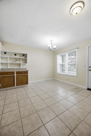 3250 Sunburst Avenue Marion IA 52302