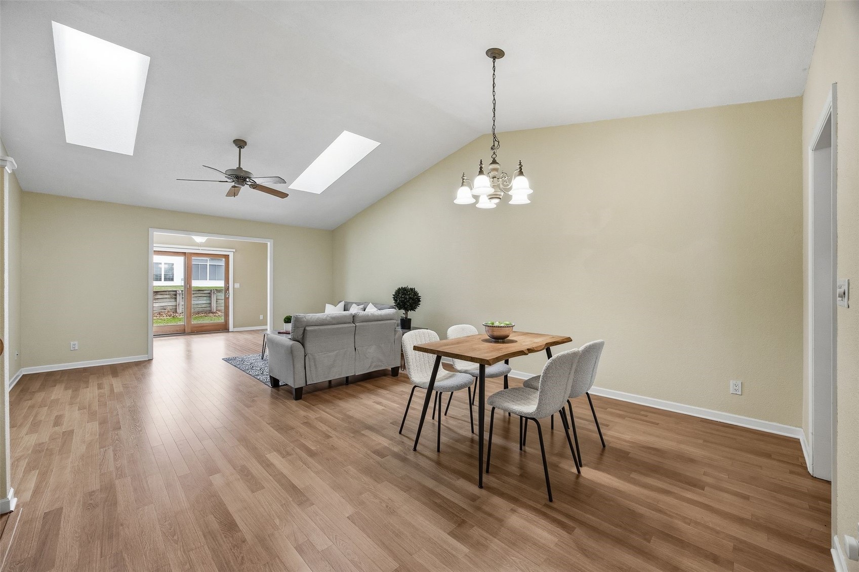 3250 Sunburst Avenue Marion IA 52302