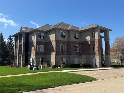 4385 Berkeley Lane Iowa City IA 52245