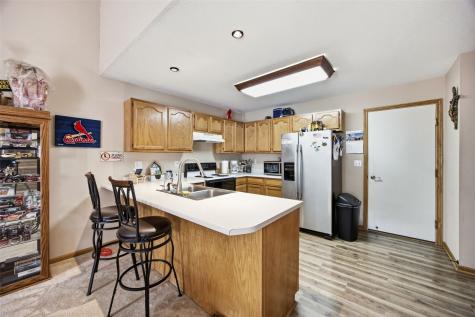 3160 English Glen Marion IA 52302