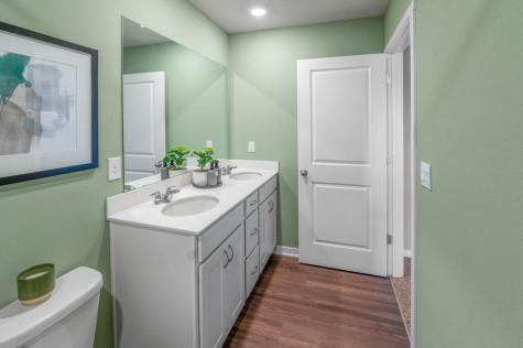 2435 Chloe Lane Hiawatha IA 52233