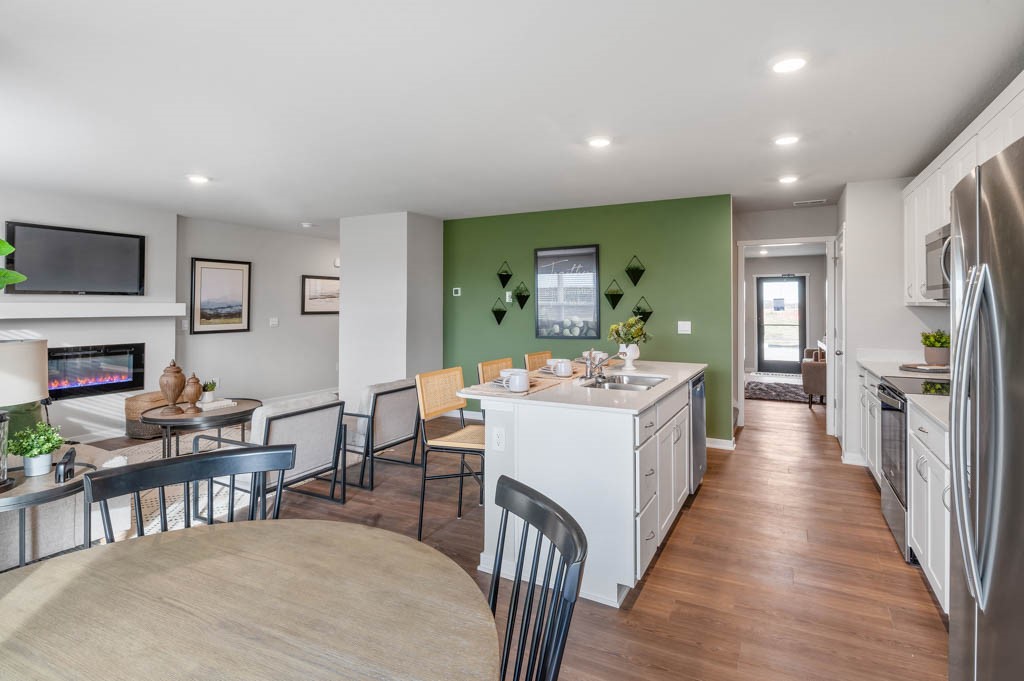 2435 Chloe Lane Hiawatha IA 52233