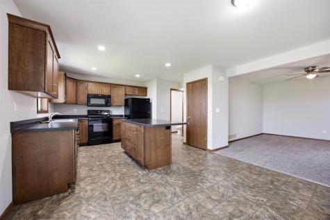 3496 Granger Avenue Marion IA 52302