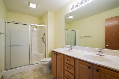 3301 Banar Drive SW Cedar Rapids IA 52404