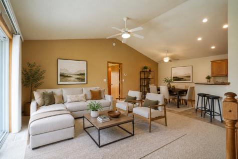3301 Banar Drive SW Cedar Rapids IA 52404