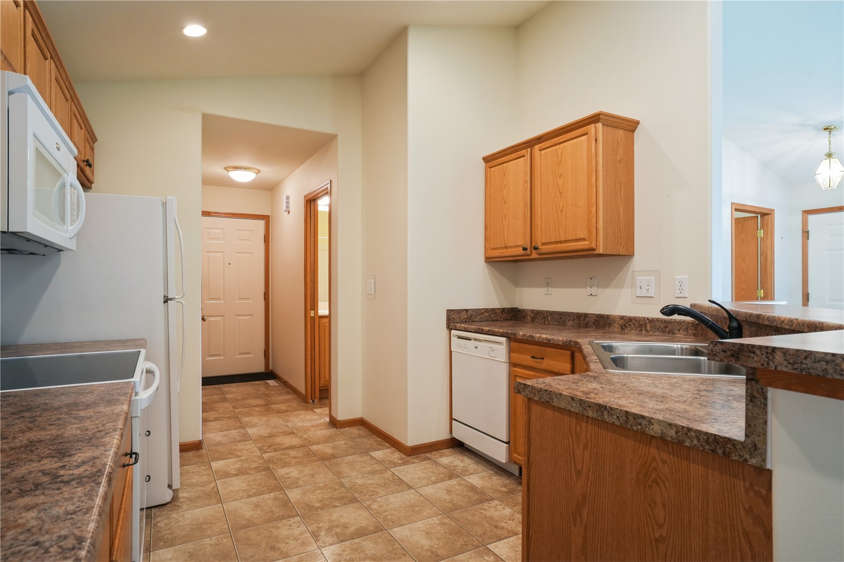 3301 Banar Drive SW Cedar Rapids IA 52404