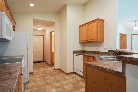 3301 Banar Drive SW Cedar Rapids IA 52404