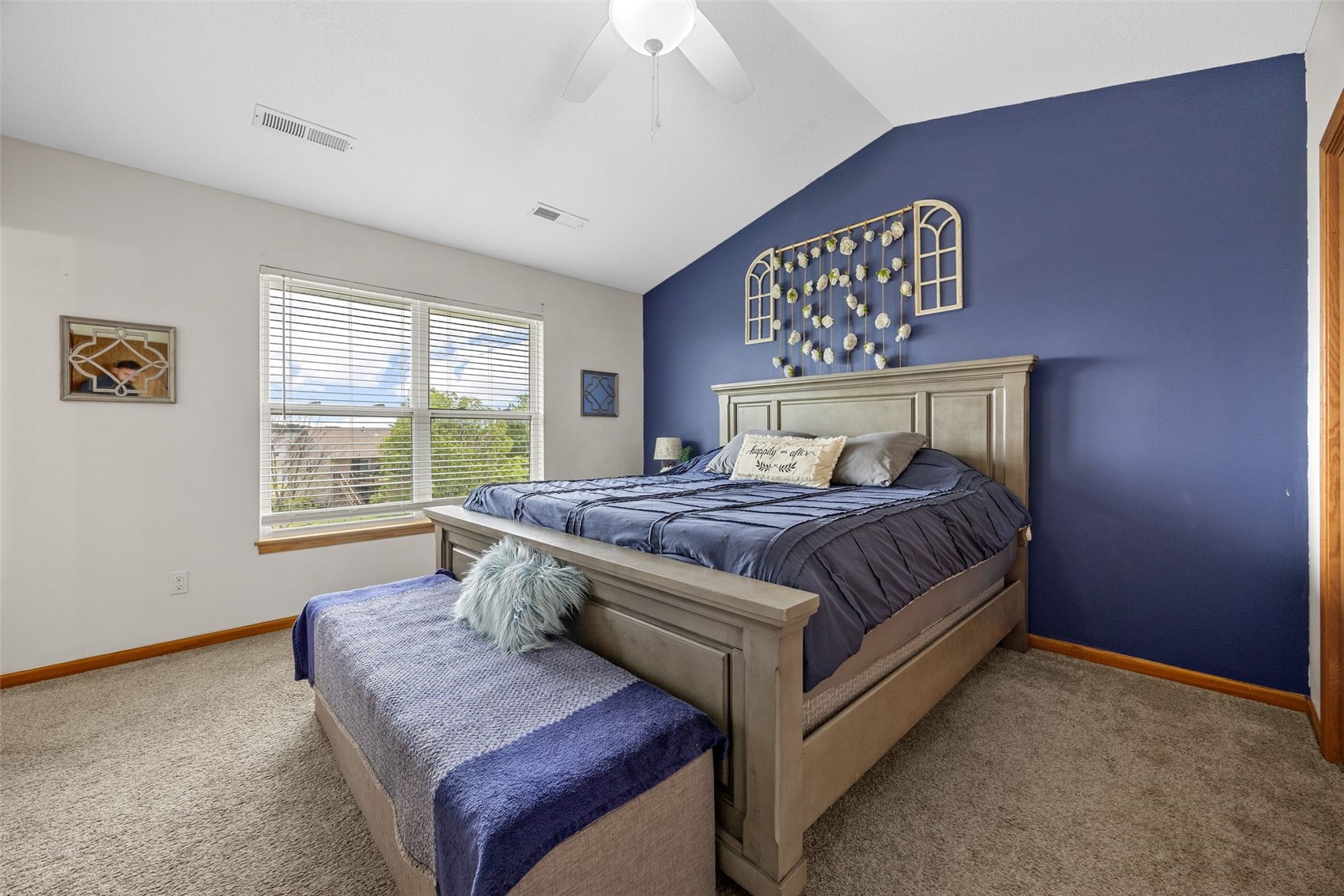 1572 Vandello Circle North Liberty IA 52317