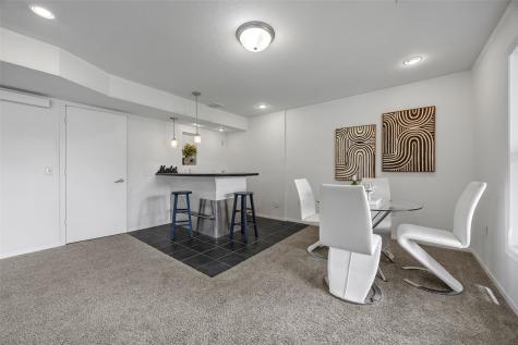 1572 Vandello Circle North Liberty IA 52317