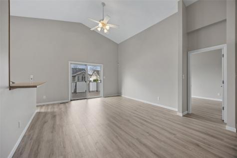 817 Winterberry Place NE Cedar Rapids IA 52402
