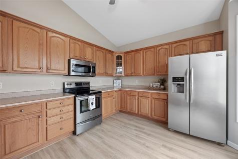 817 Winterberry Place NE Cedar Rapids IA 52402