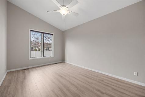817 Winterberry Place NE Cedar Rapids IA 52402