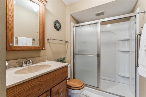4571 Maureen Drive SE Cedar Rapids IA 52403
