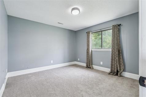 219 40th Street Drive SE Cedar Rapids IA 52403