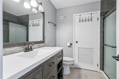 219 40th Street Drive SE Cedar Rapids IA 52403