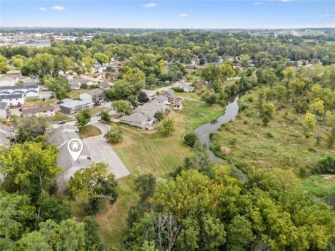 219 40th Street Drive SE Cedar Rapids IA 52403