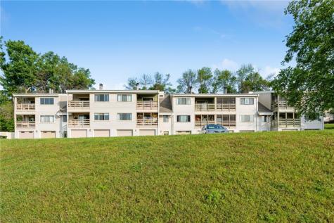 219 40TH Street Drive SE Cedar Rapids IA 52403