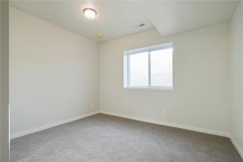 7106 Waterview Drive Cedar Rapids IA 52404