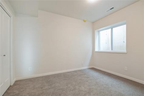 7106 Waterview Drive Cedar Rapids IA 52404