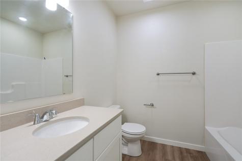 7106 Waterview Drive Cedar Rapids IA 52404