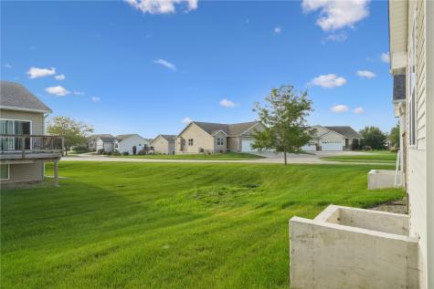 7106 Waterview Drive Cedar Rapids IA 52404