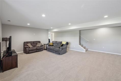 831 Heartland Court Fairfax IA 52228