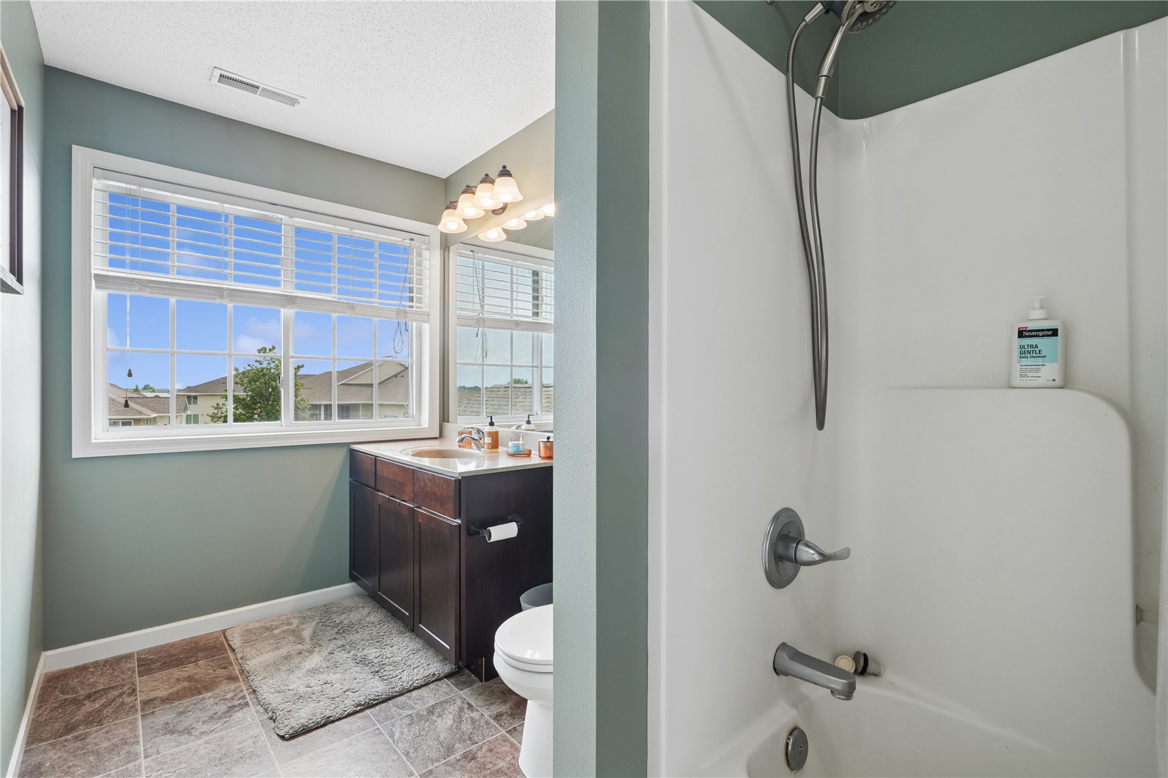 6325 Muirfield Drive SW Cedar Rapids IA 52404