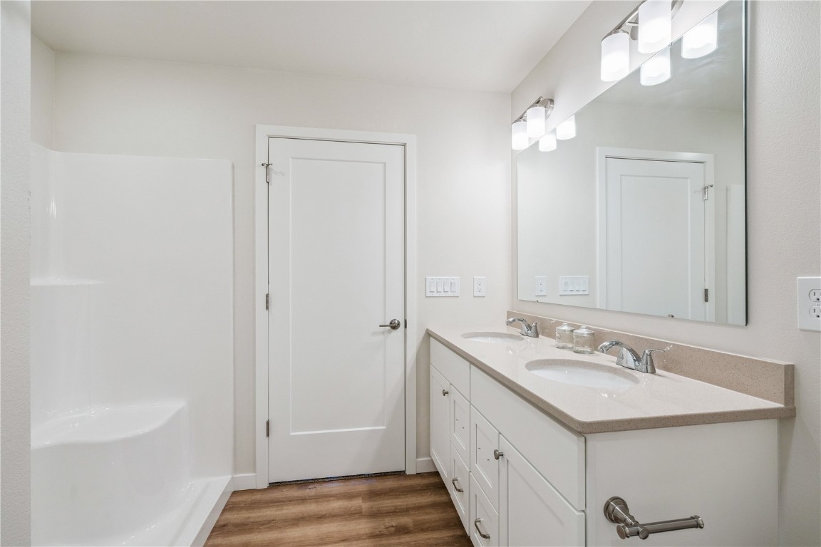 7104 Waterview Drive SW Cedar Rapids IA 52404