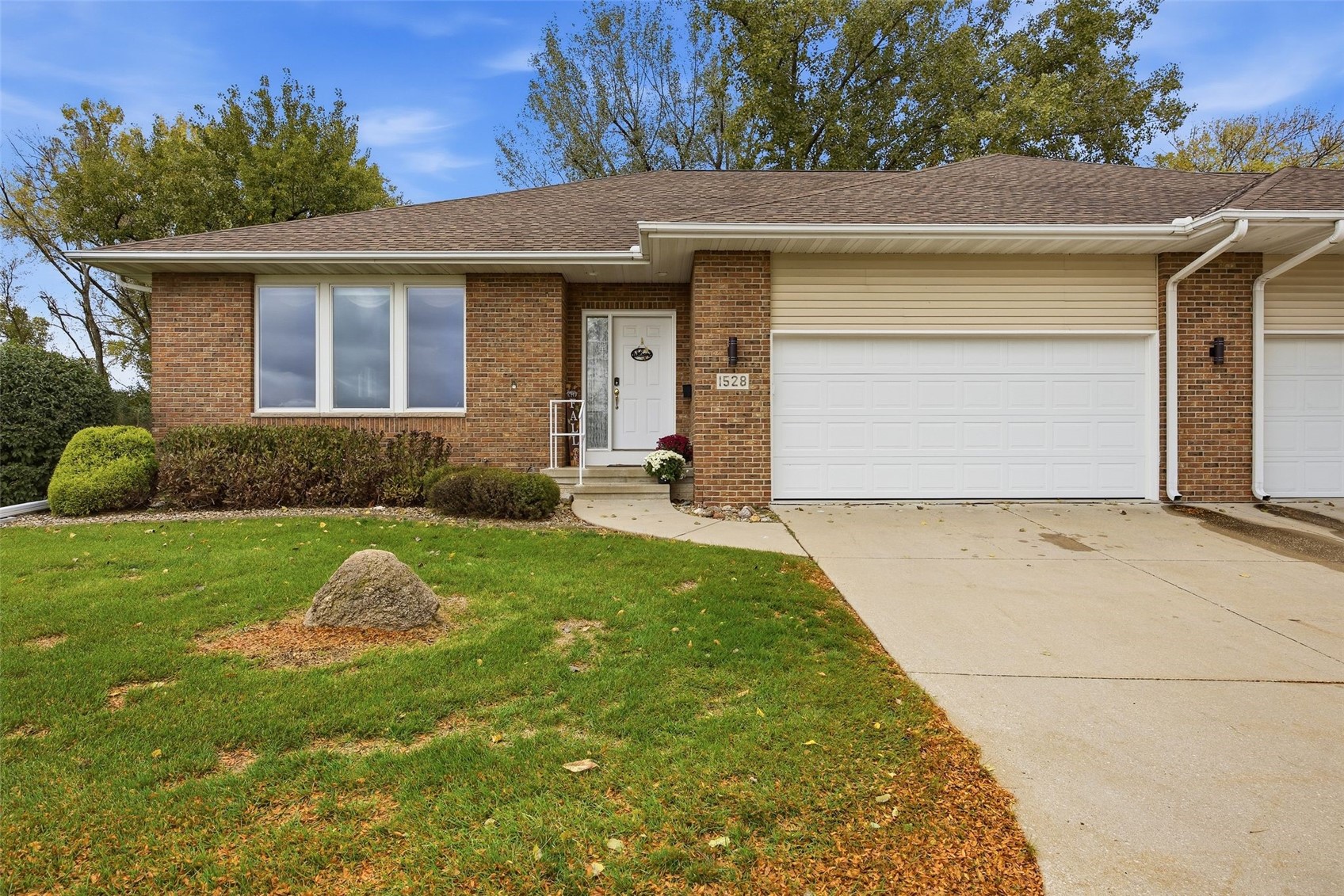 1528 Bilgarie Court NE Cedar Rapids IA 52402