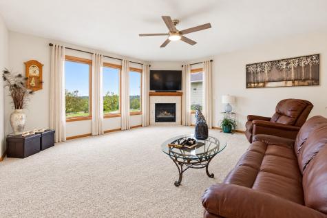 1528 Bilgarie Court NE Cedar Rapids IA 52402