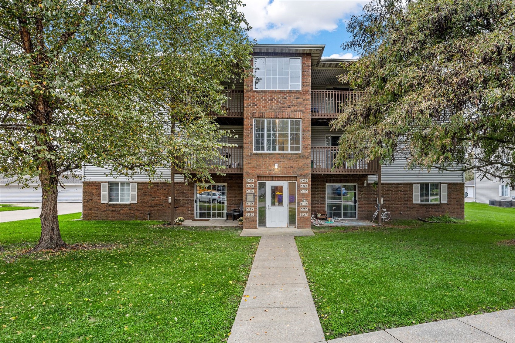 515 Kimberlite Street Tiffin IA 52340