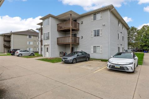 515 Kimberlite Street Tiffin IA 52340