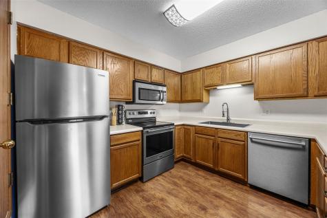 515 Kimberlite Street Tiffin IA 52340
