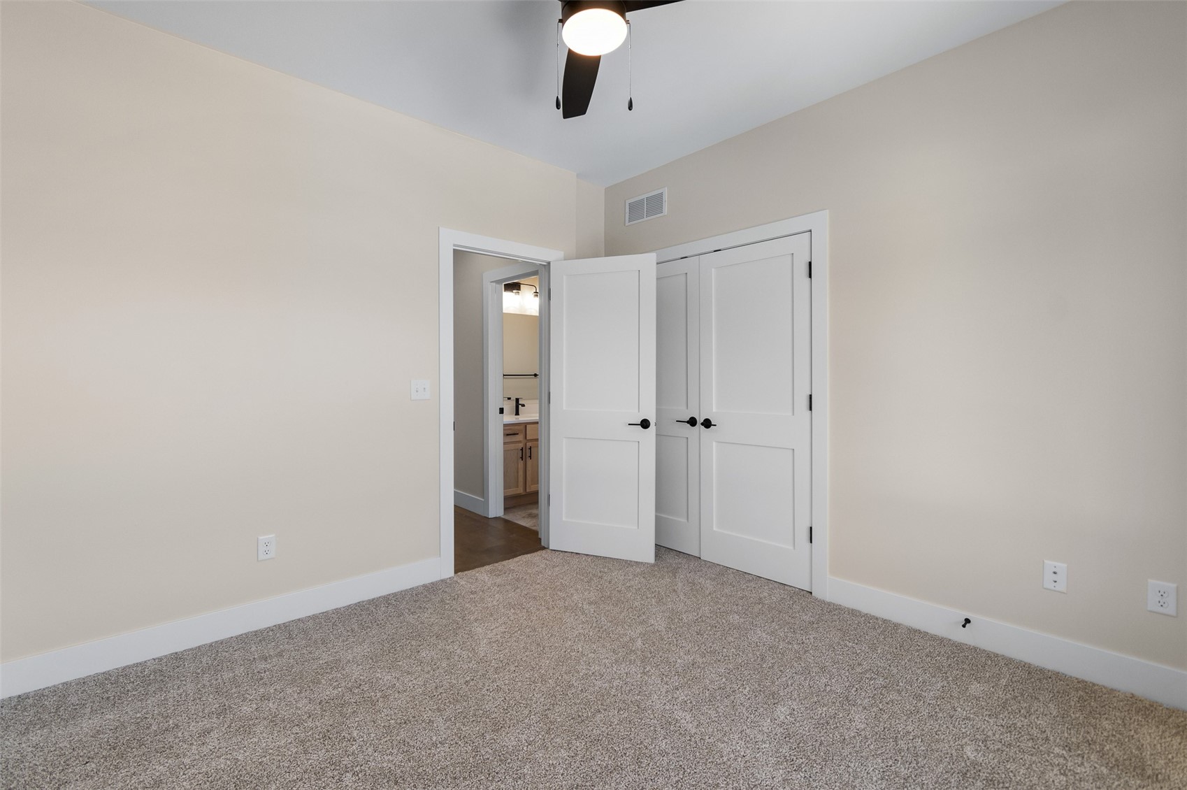 360 Hidden Ridge Drive Coralville IA 52241