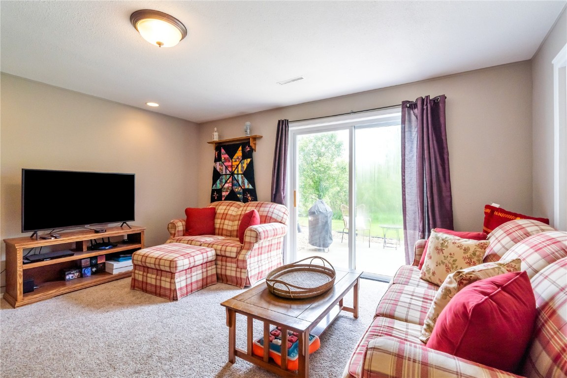 5033 Foxtail Court Marion IA 52302