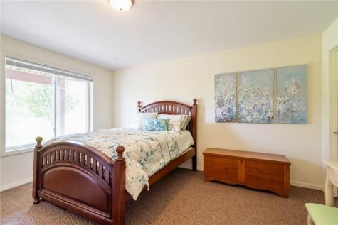5033 Foxtail Court Marion IA 52302