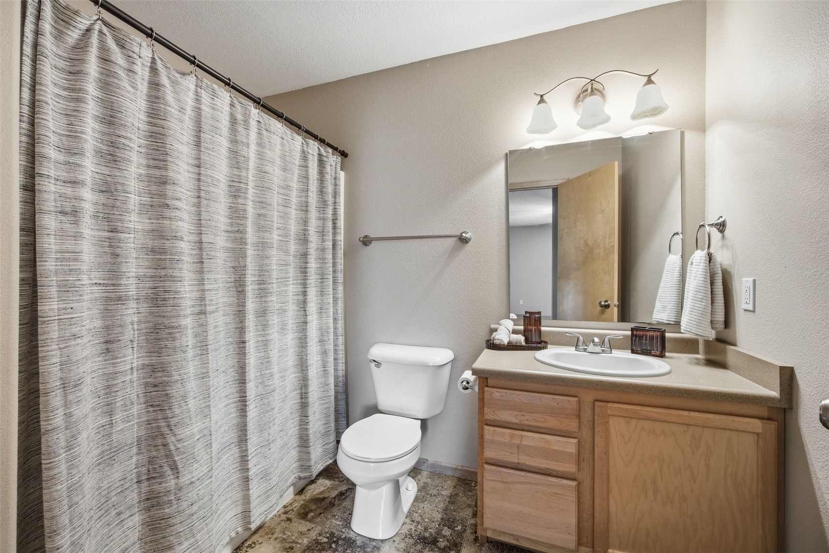 1364 Nicholas Lane North Liberty IA 52317
