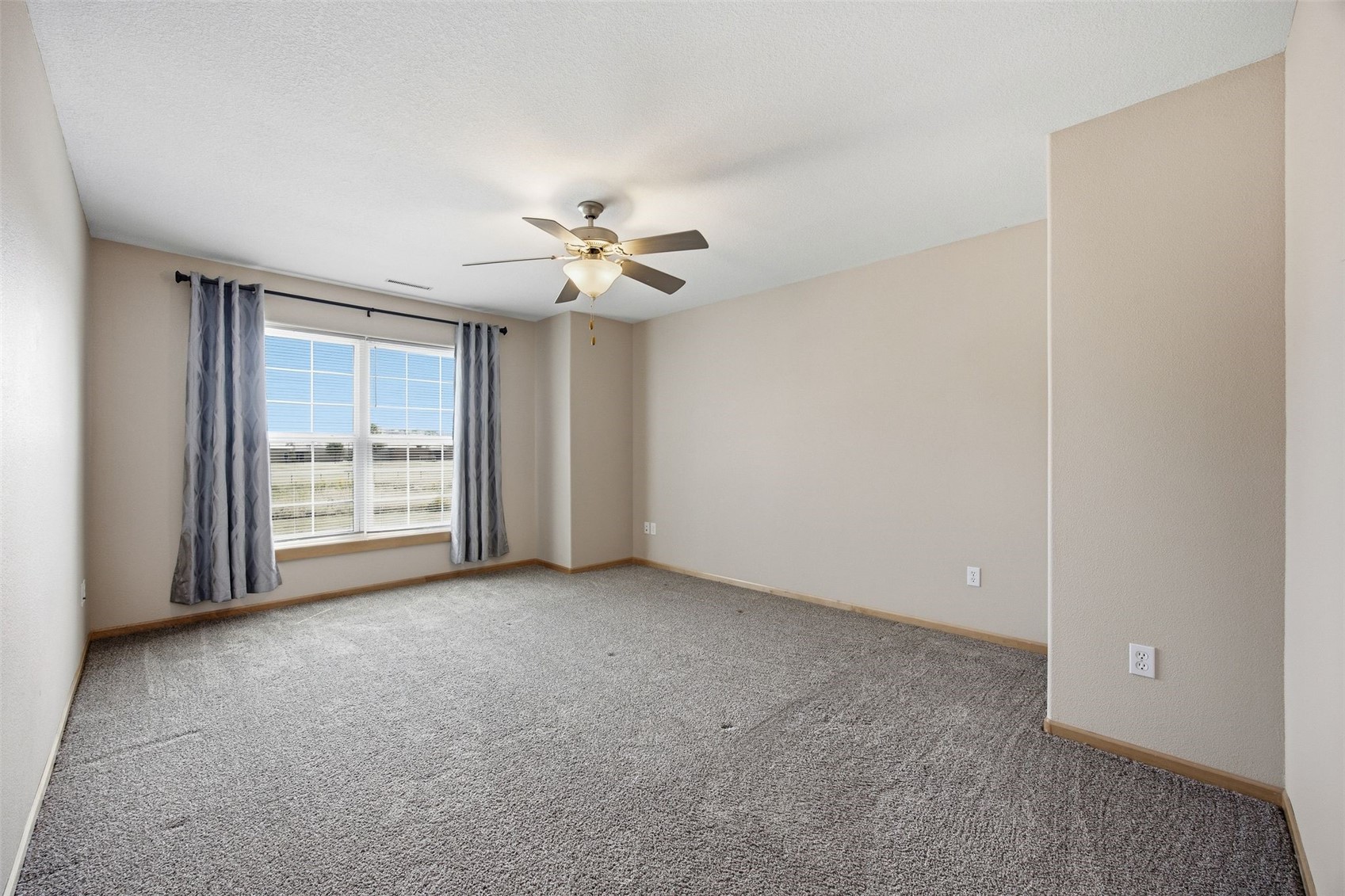 1364 Nicholas Lane North Liberty IA 52317