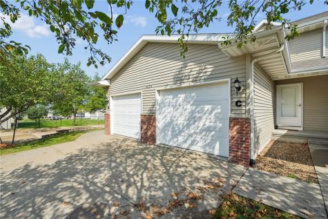 3020 Samuel Court SW Cedar Rapids IA 52404