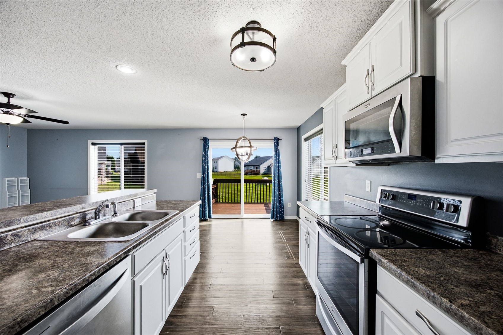 954 Acacia Drive NE Cedar Rapids IA 52402