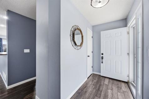 954 Acacia Drive NE Cedar Rapids IA 52402