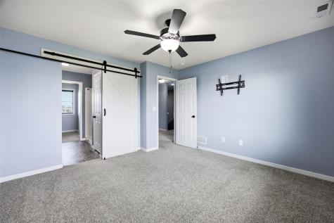 954 Acacia Drive NE Cedar Rapids IA 52402