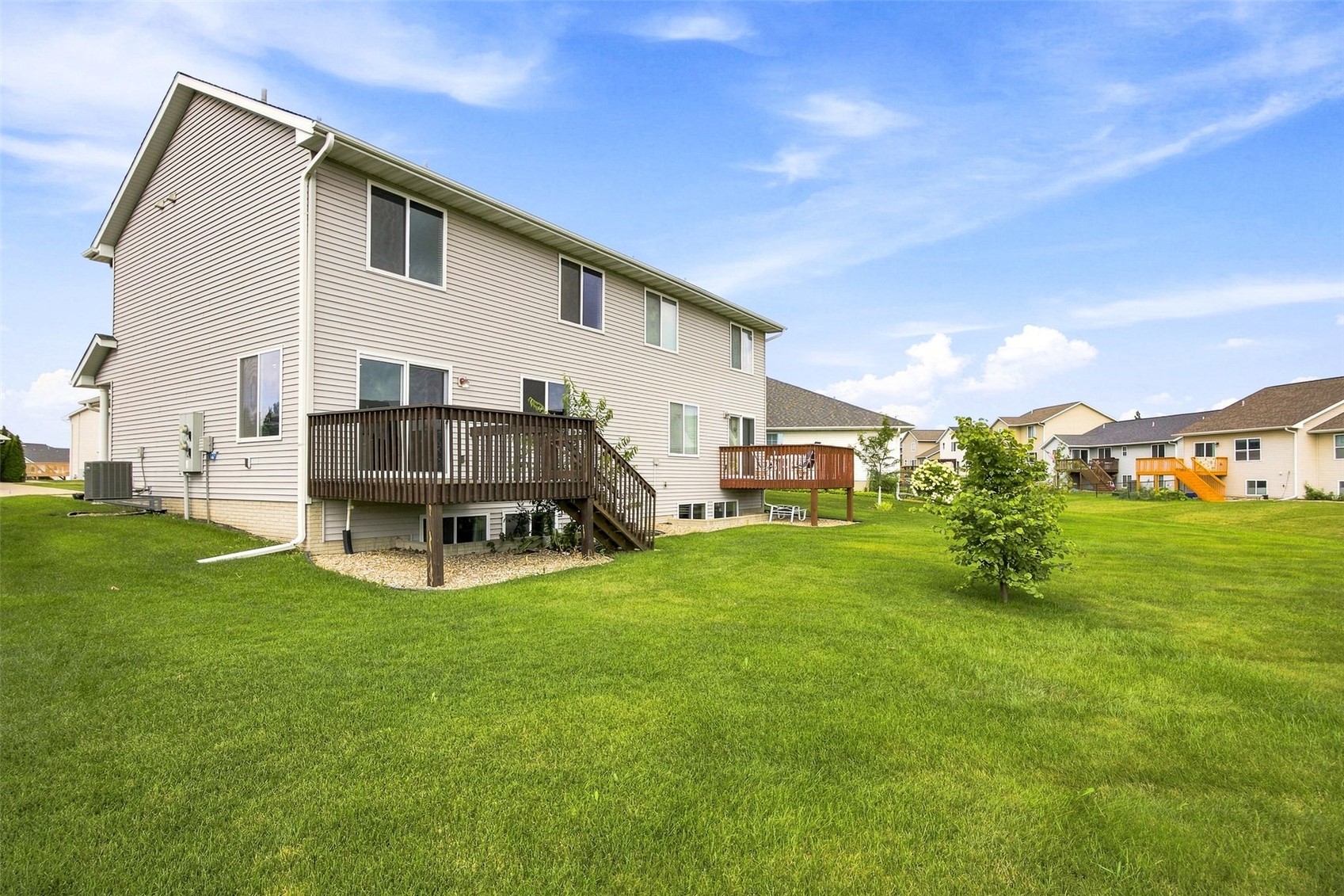 954 Acacia Drive NE Cedar Rapids IA 52402