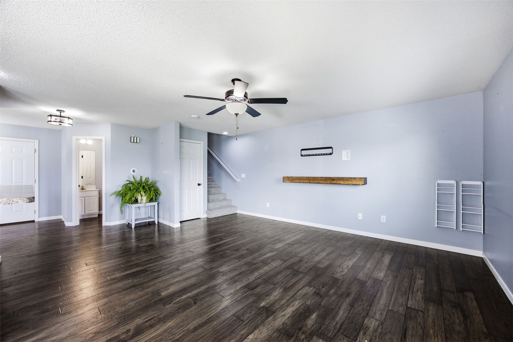 954 Acacia Drive NE Cedar Rapids IA 52402