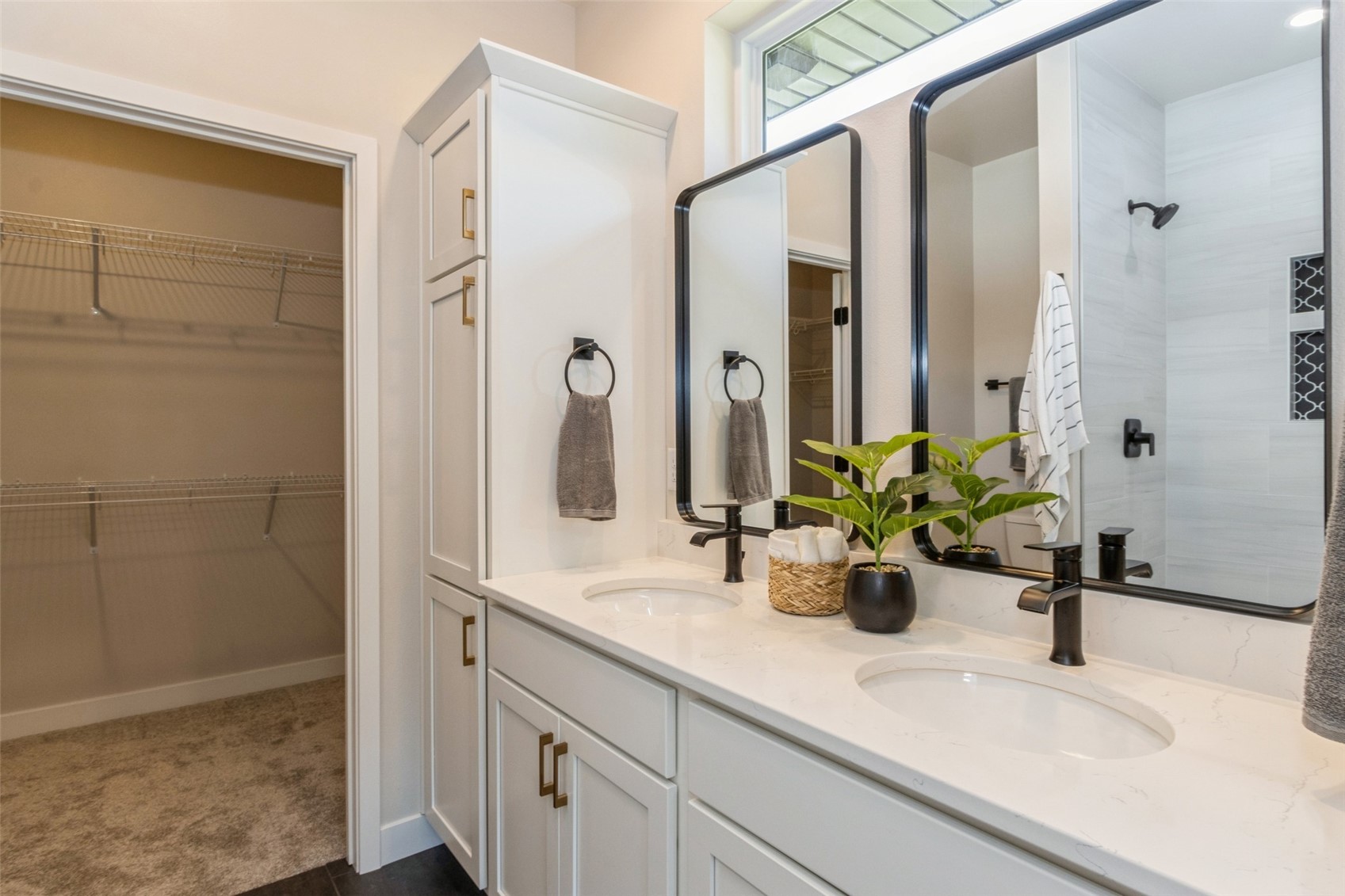 1046 Highland Trail Solon IA 52333