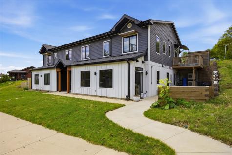 156 Prairie Hill Lane Iowa City IA 52246