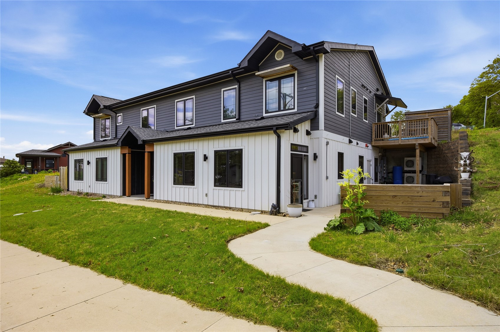 156 Prairie Hill Lane Iowa City IA 52246