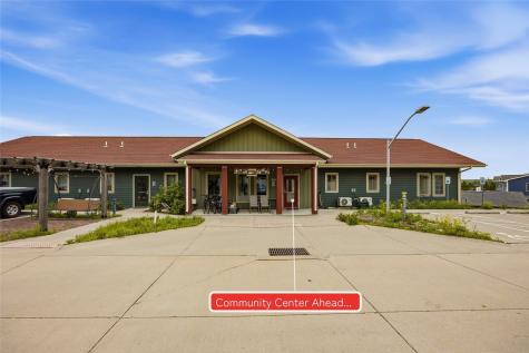 156 Prairie Hill Lane Iowa City IA 52246