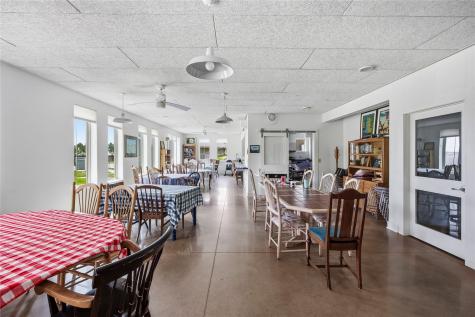 156 Prairie Hill Lane Iowa City IA 52246